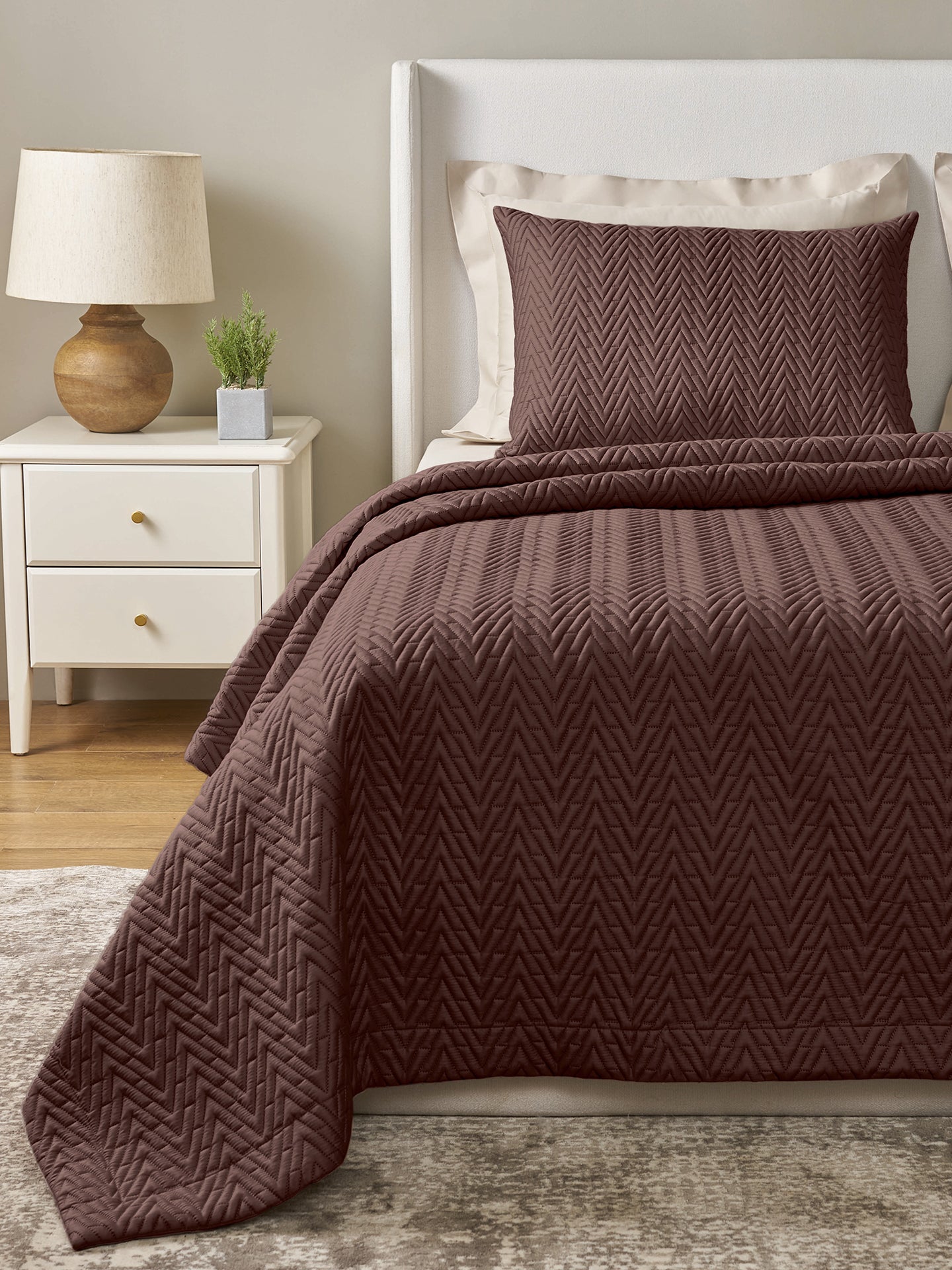 CASCADE-FUDGESICKLE DOUBLE QUILTED BED SPREAD