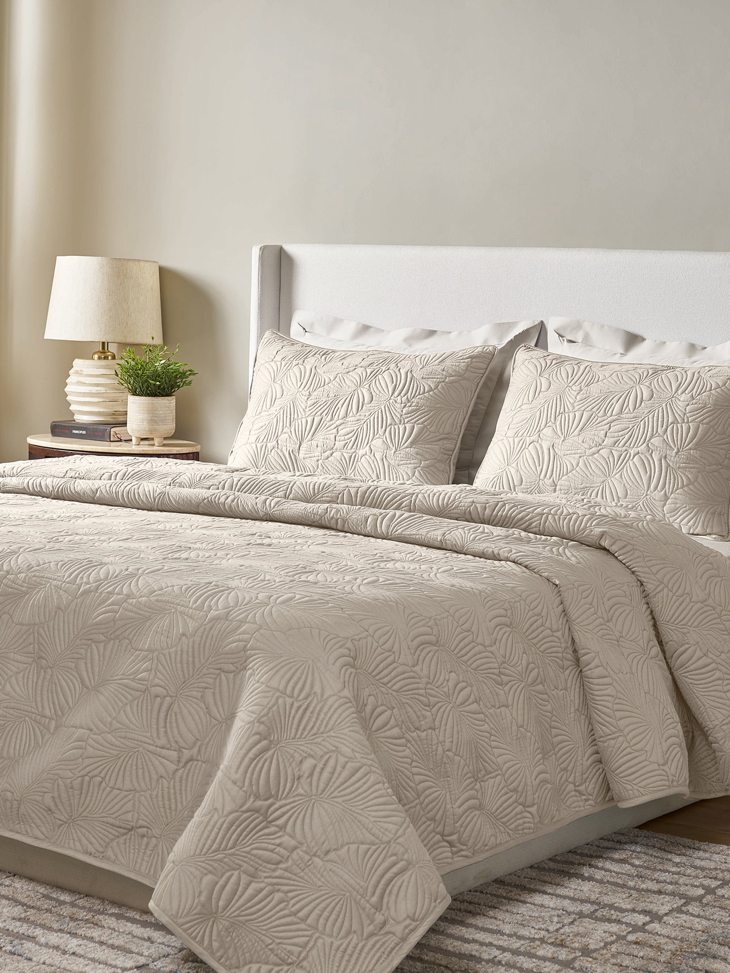 EDEN-LINEN DOUBLE QUILTED BED SPREAD