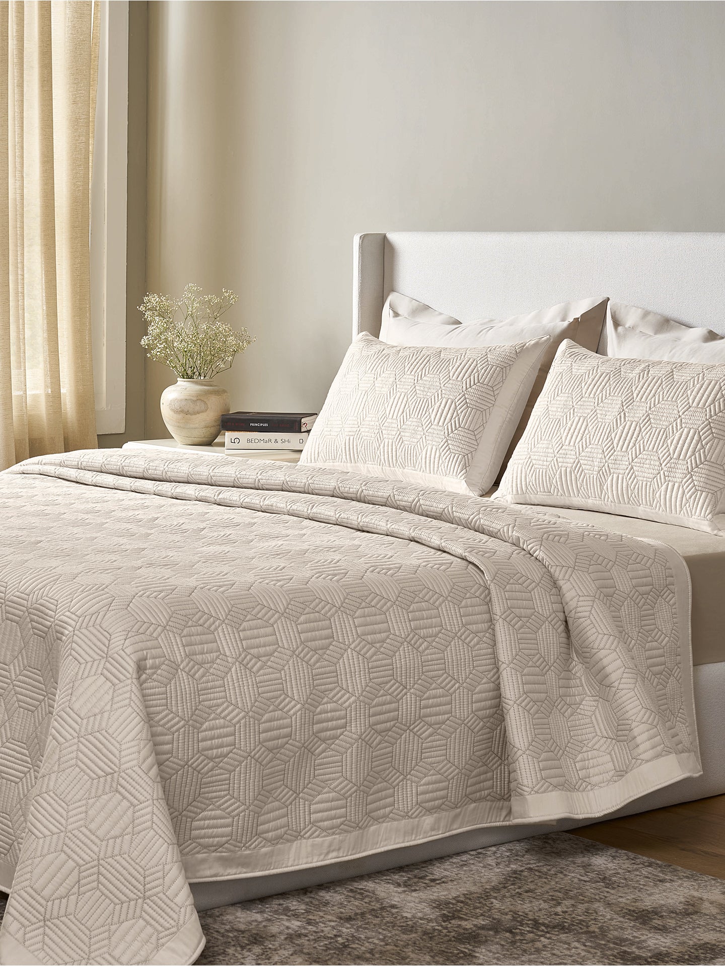 MOSAIC-LINEN DOUBLE QUILTED BED SPREAD