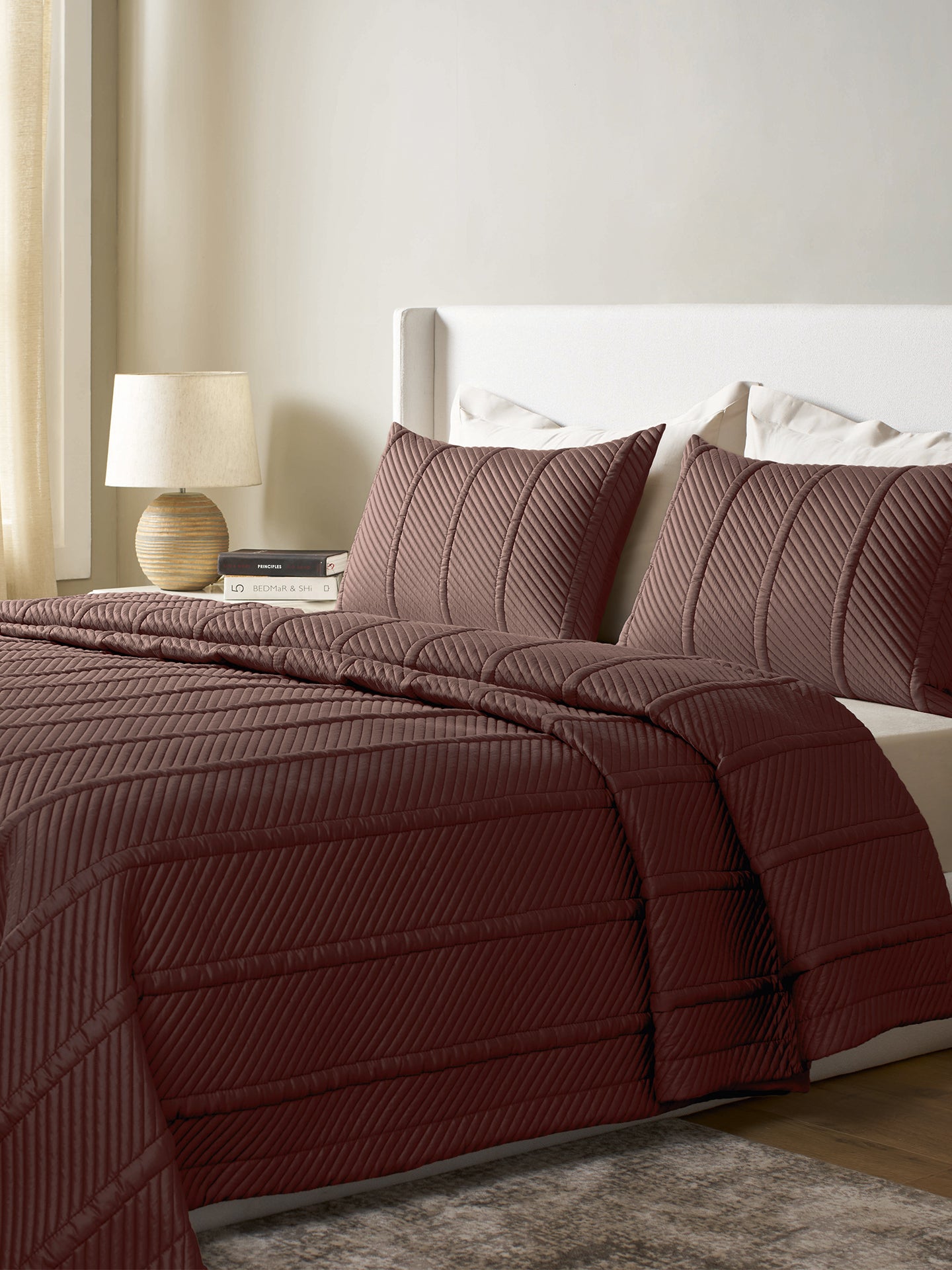 VORTEX-FUDGESICKLE DOUBLE QUILTED BED SPREAD