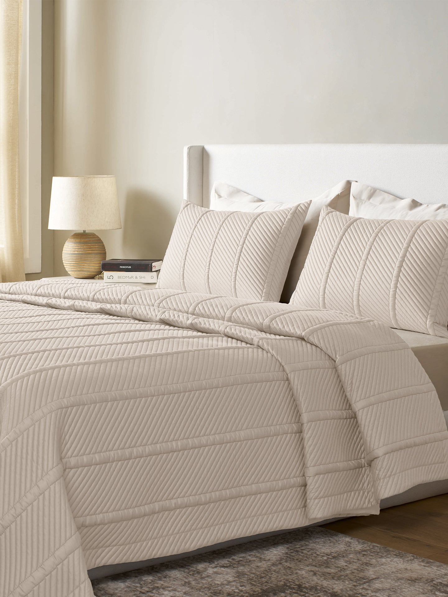 VORTEX-LINEN DOUBLE QUILTED BED SPREAD
