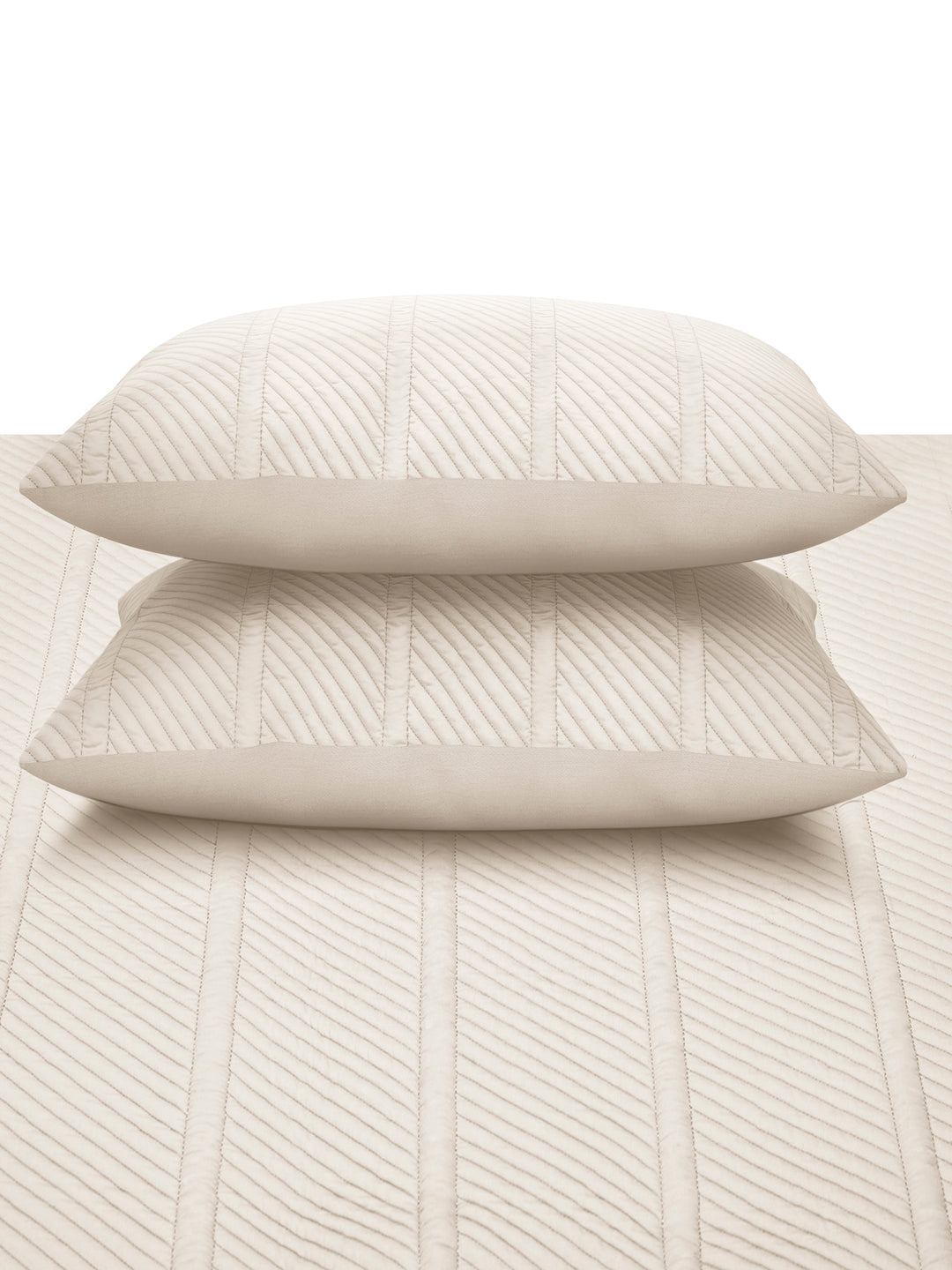 VORTEX-MARSHMALLOW DOUBLE QUILTED BED SPREAD