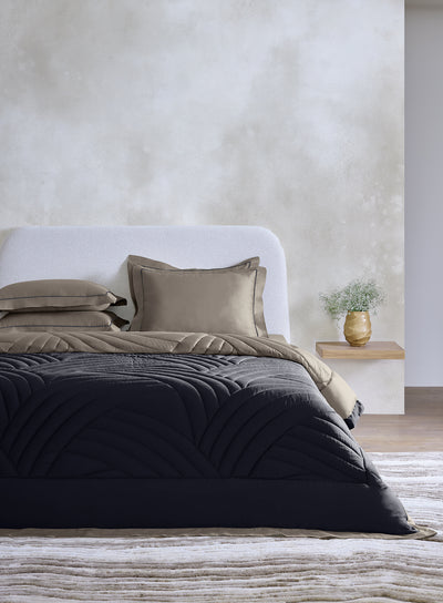 ASTRATTO-CAVIAR-FALCON DOUBLE COMFORTER BEDDING SET