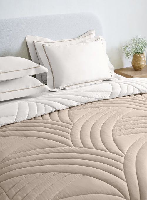 French Oak Comforter Set