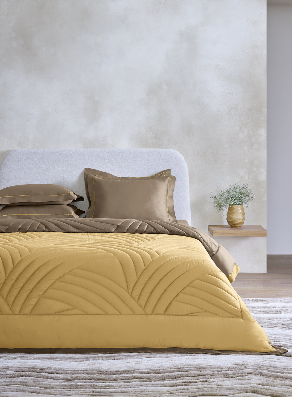 ASTRATTO-GOLDEN PALM-TIMBER WOLF DOUBLE COMFORTER BEDDING SET