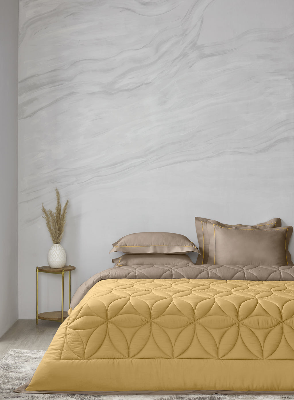 BELLA-GOLDEN PALM-TIMBER WOLF DOUBLE COMFORTER BEDDING SET