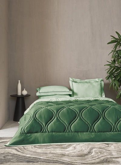 BEVERLEY-CELADON GREEN-HUNTER GREEN DOUBLE COMFORTER BEDDING SET