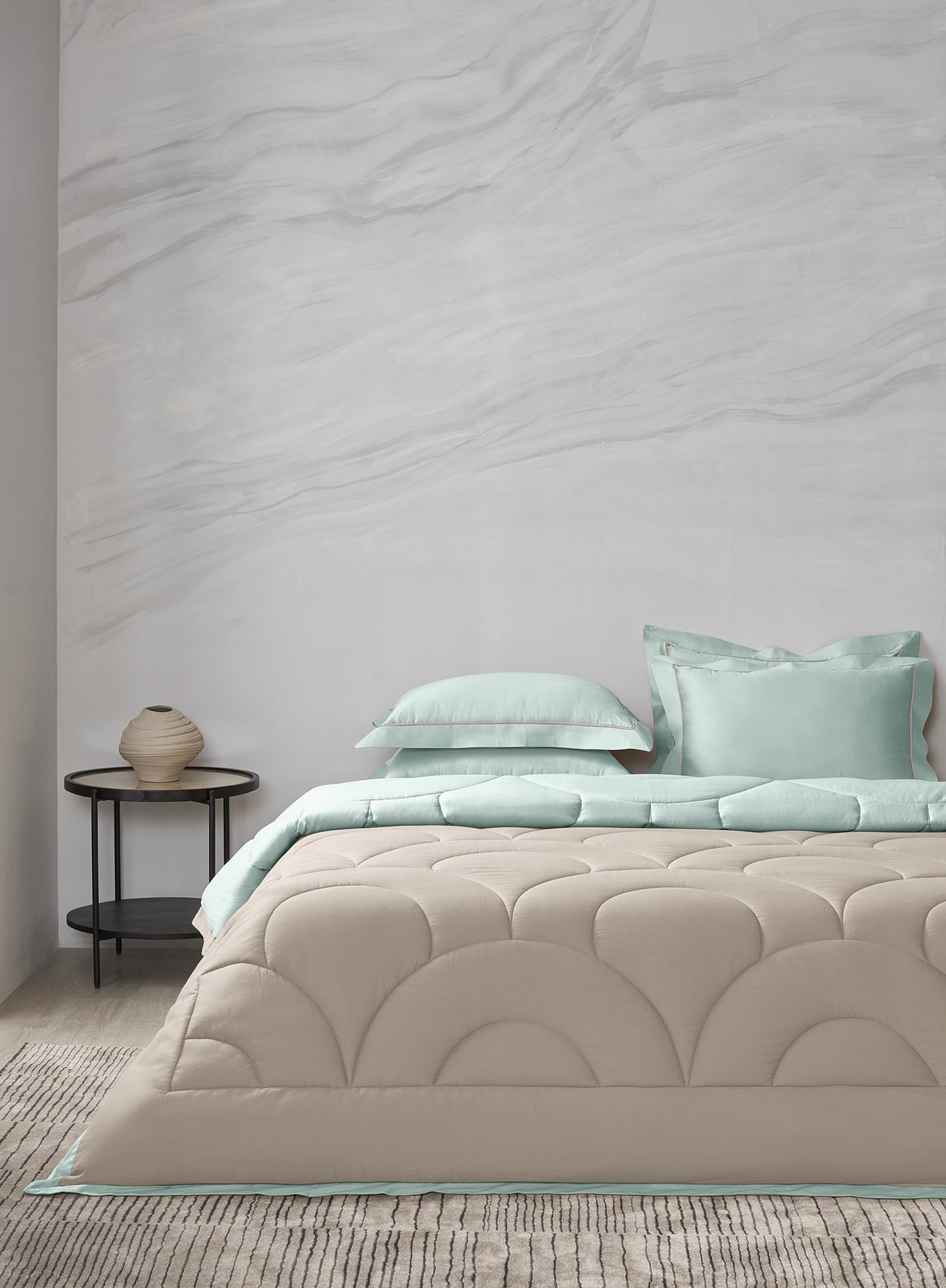 BLOOMSBURY-FLINT STONE-FALLEN ROCK DOUBLE COMFORTER BEDDING SET