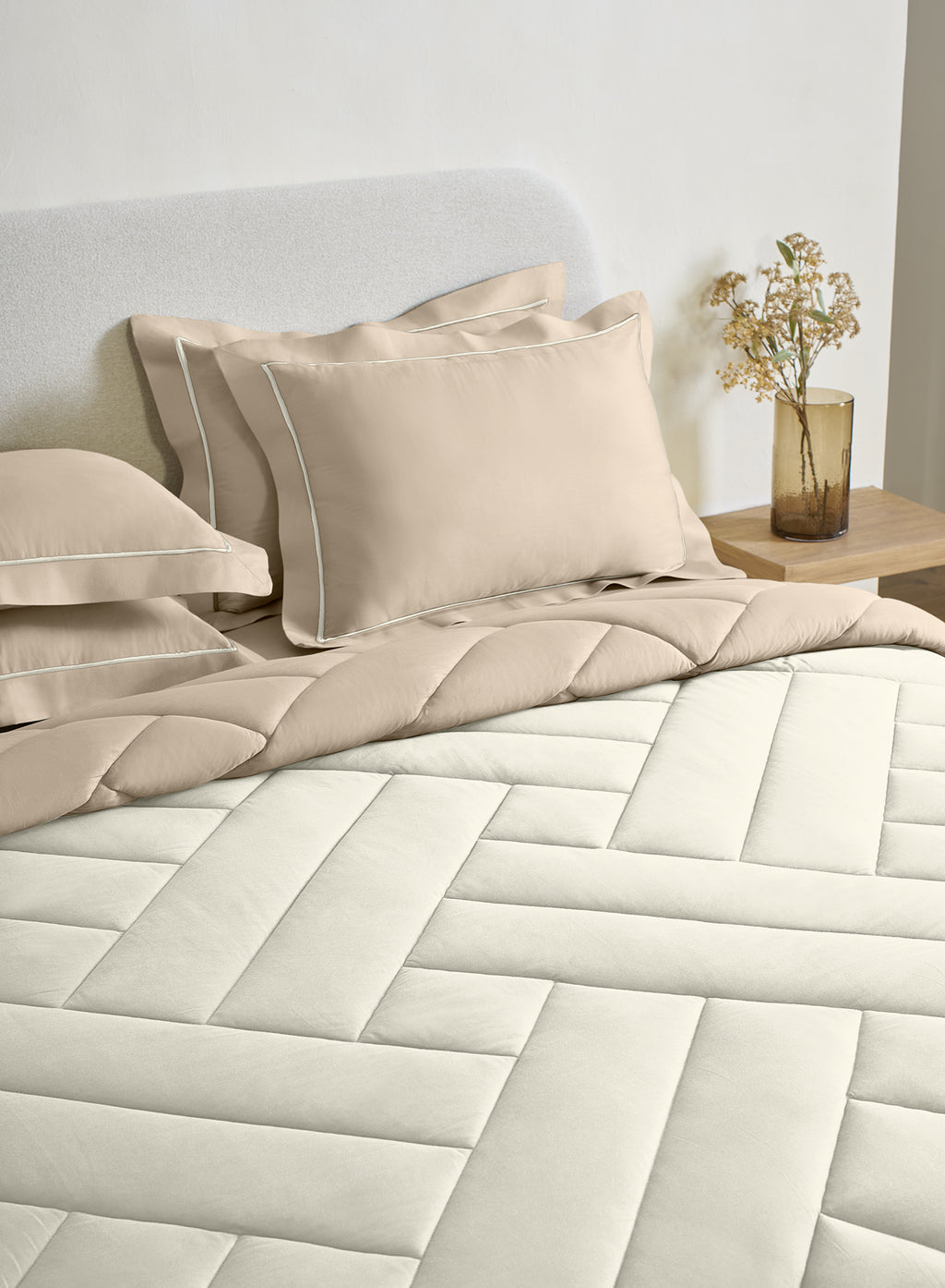 COPENHAGEN-MARSHMALLOW-FRENCH OAK DOUBLE COMFORTER BEDDING SET