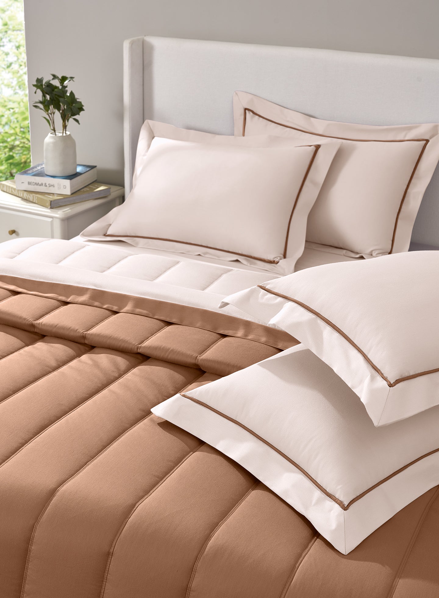 FURROW-CREAM PINK-BROWN SUGAR SINGLE COMFORTER