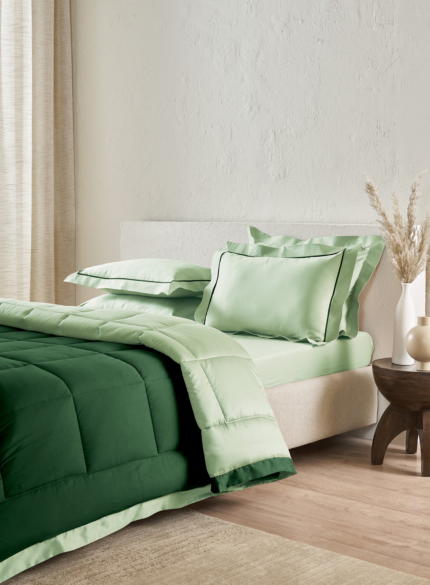 IGUANA-CELADON GREEN-HUNTER GREEN DOUBLE COMFORTER BEDDING SET
