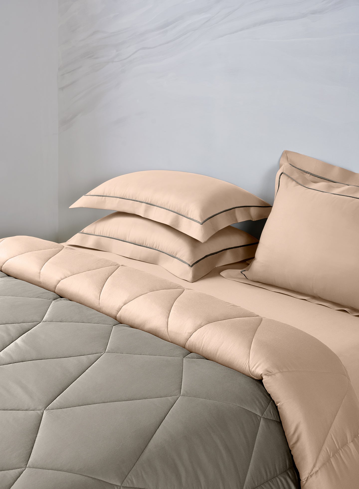 LEVANTO-IRISH CREAM-FALLEN ROCK DOUBLE COMFORTER BEDDING SET