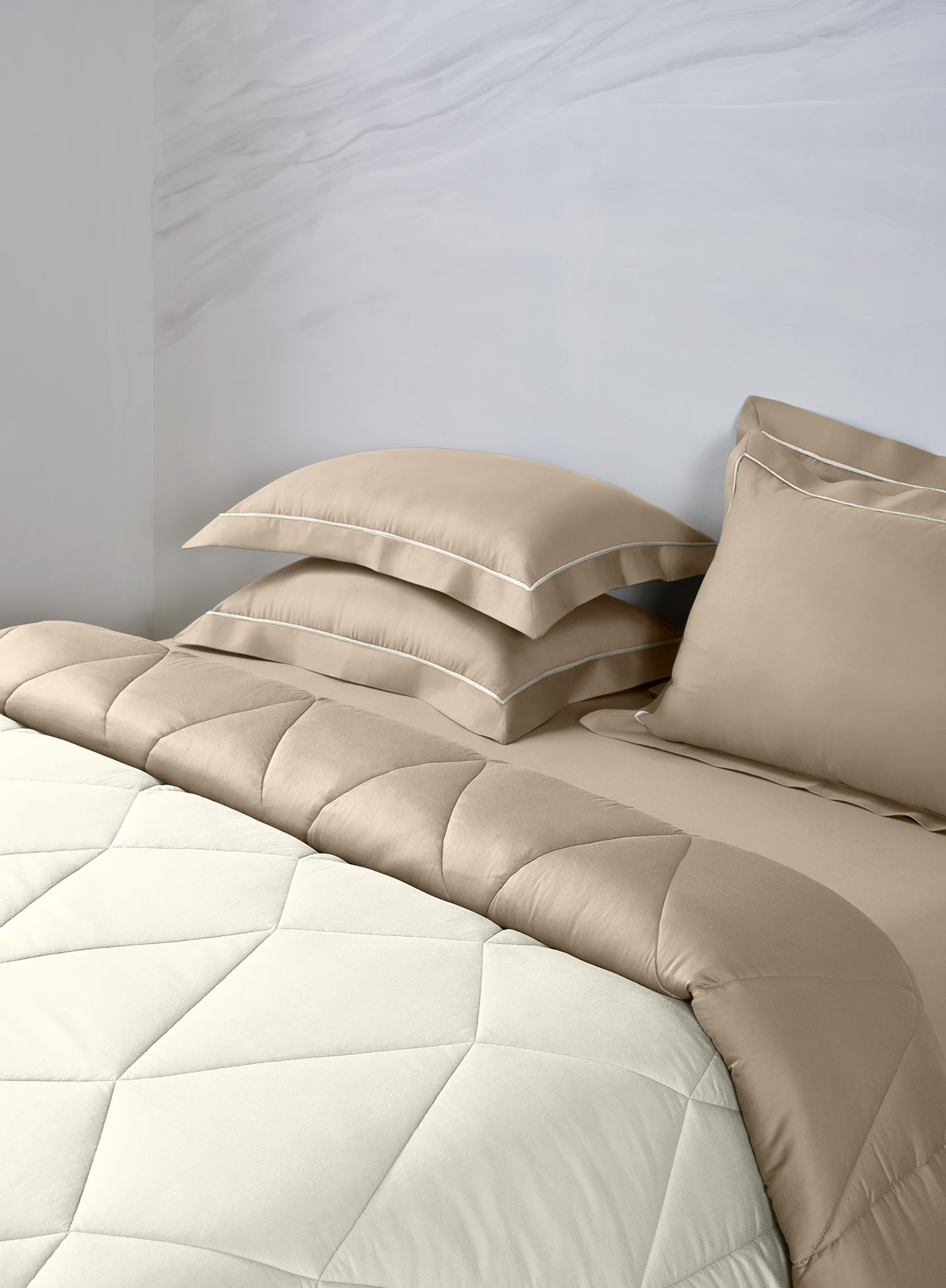 LEVANTO-MARSHMALLOW-FRENCH OAK DOUBLE COMFORTER BEDDING SET