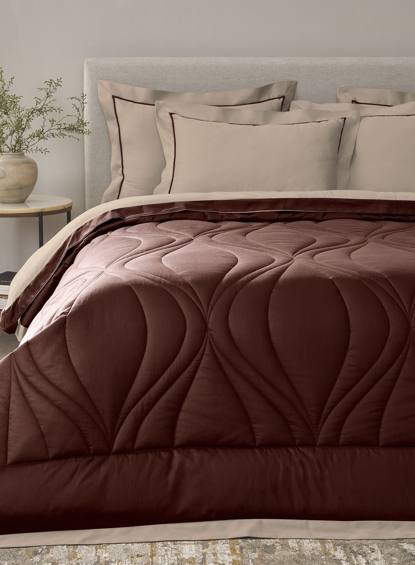 OGEE-TAUPE-FUDGESICKLE DOUBLE COMFORTER BEDDING SET