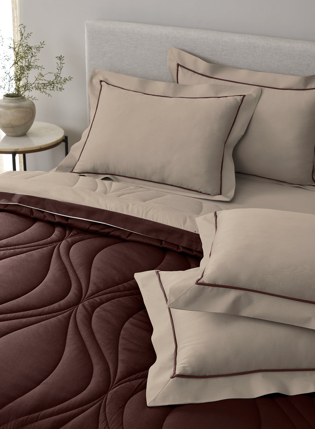OGEE-TAUPE-FUDGESICKLE DOUBLE COMFORTER BEDDING SET