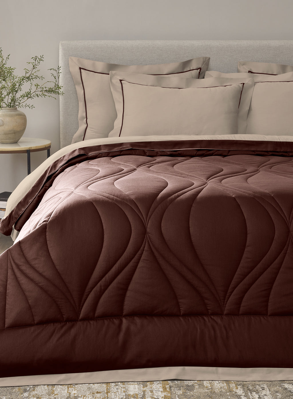 OGEE-TAUPE-FUDGESICKLE SINGLE COMFORTER