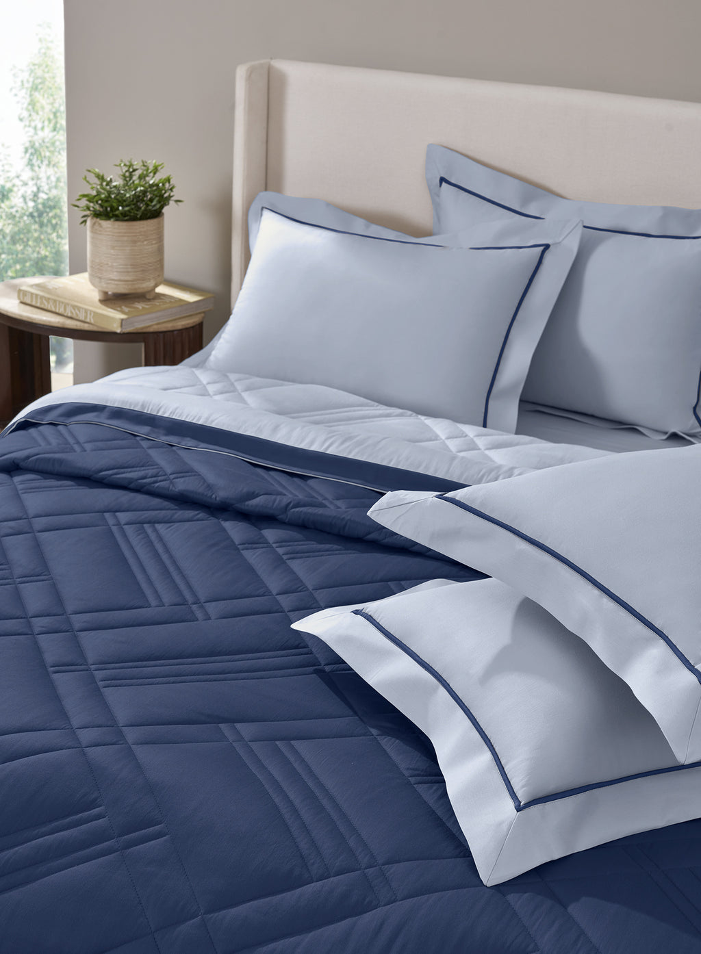 TRELLIS-SLATE BLUE-NAVY DOUBLE COMFORTER BEDDING SET
