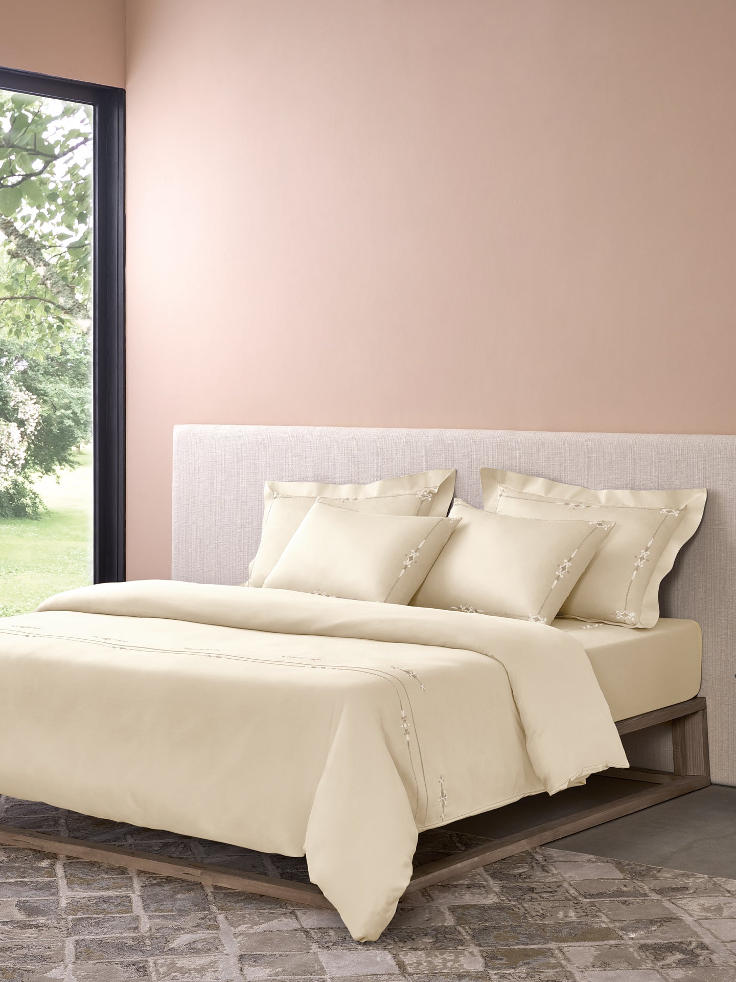 ELENOR-CLOUD CREAM KING BED SHEET SET