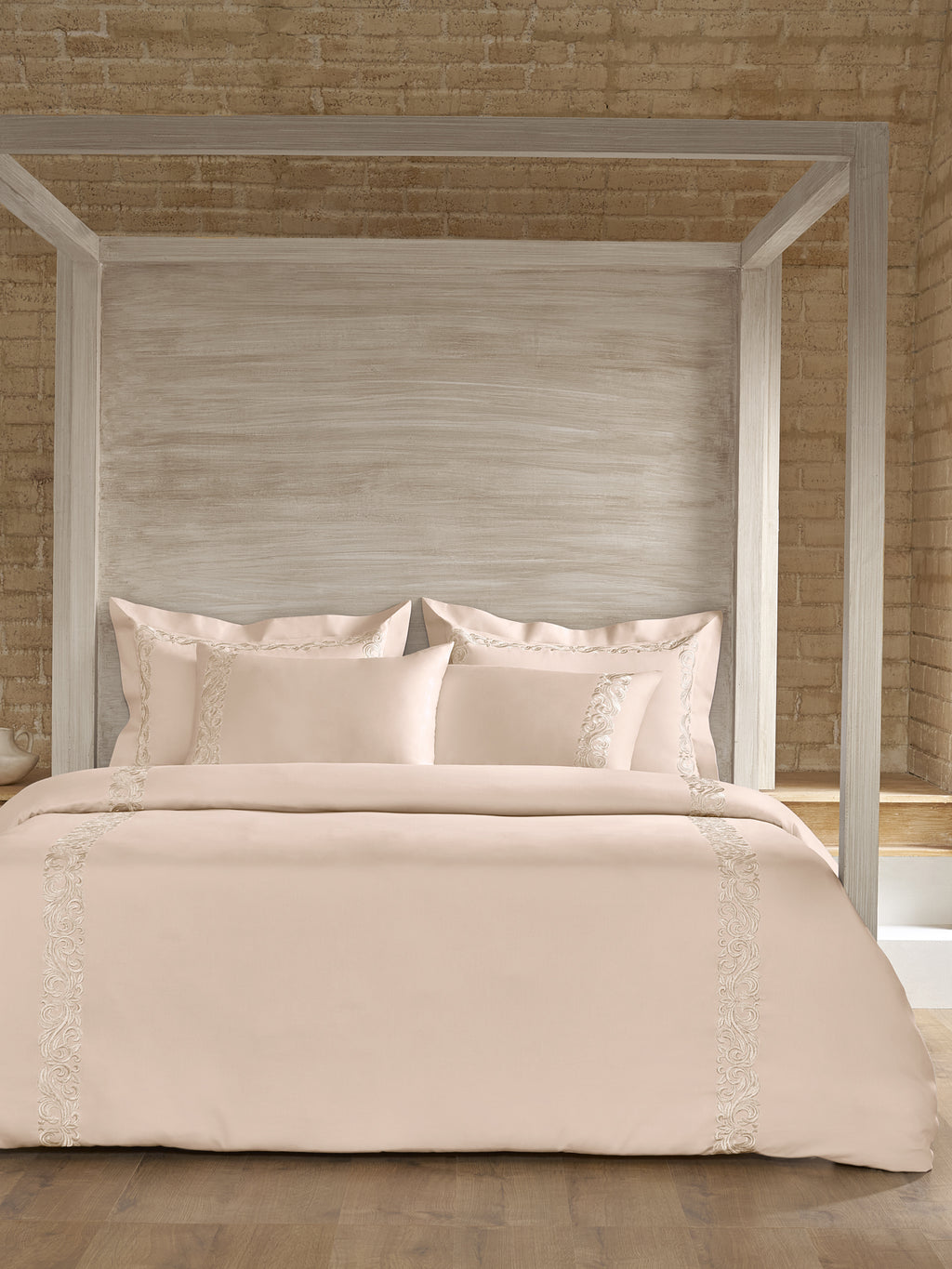 SCROLLIS-PEARLED IVORY DOUBLE DUVET COVER SET