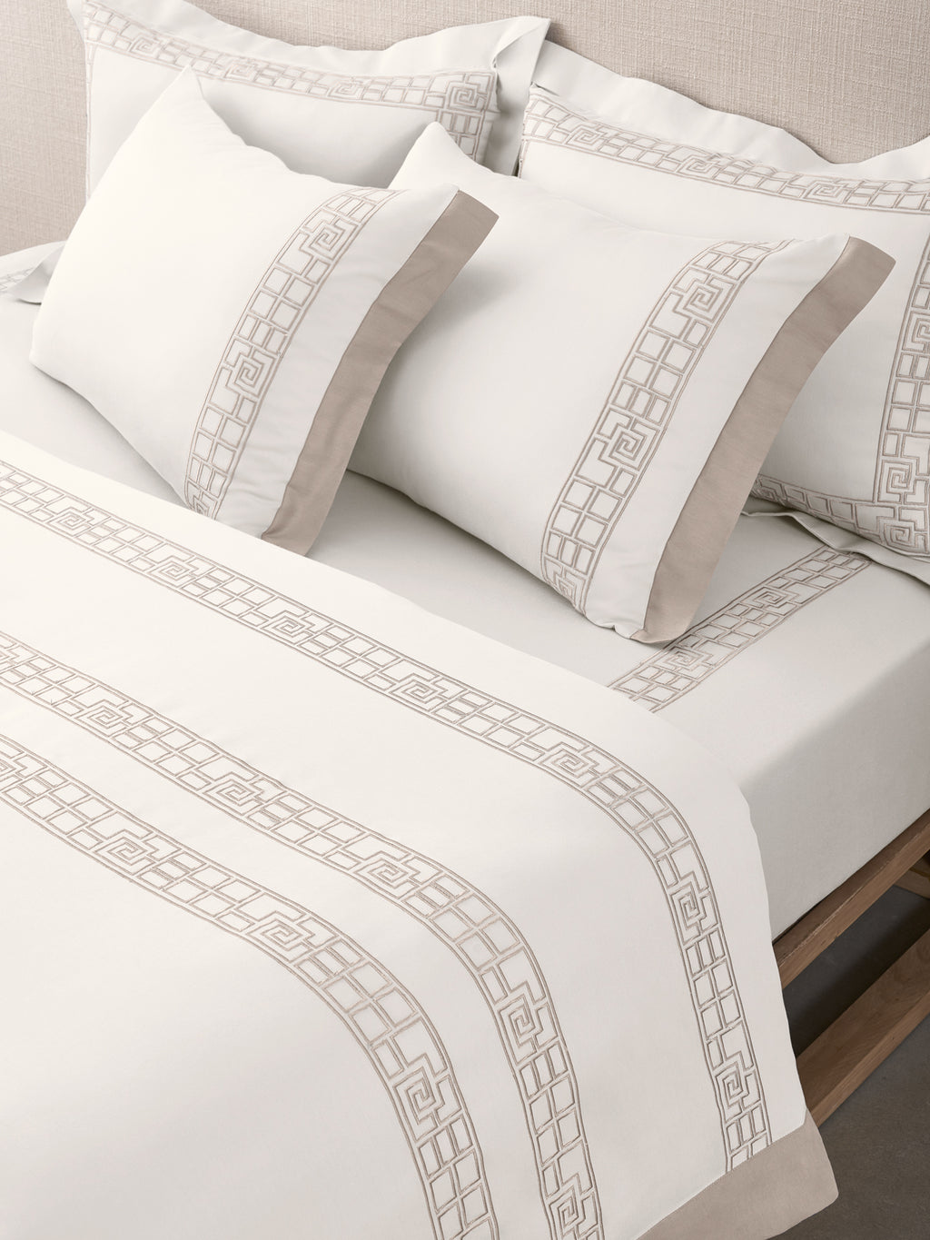 White Bedding Set King Size