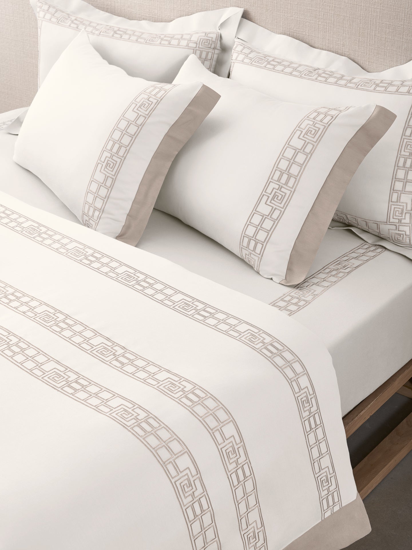White Bedding Set King Size