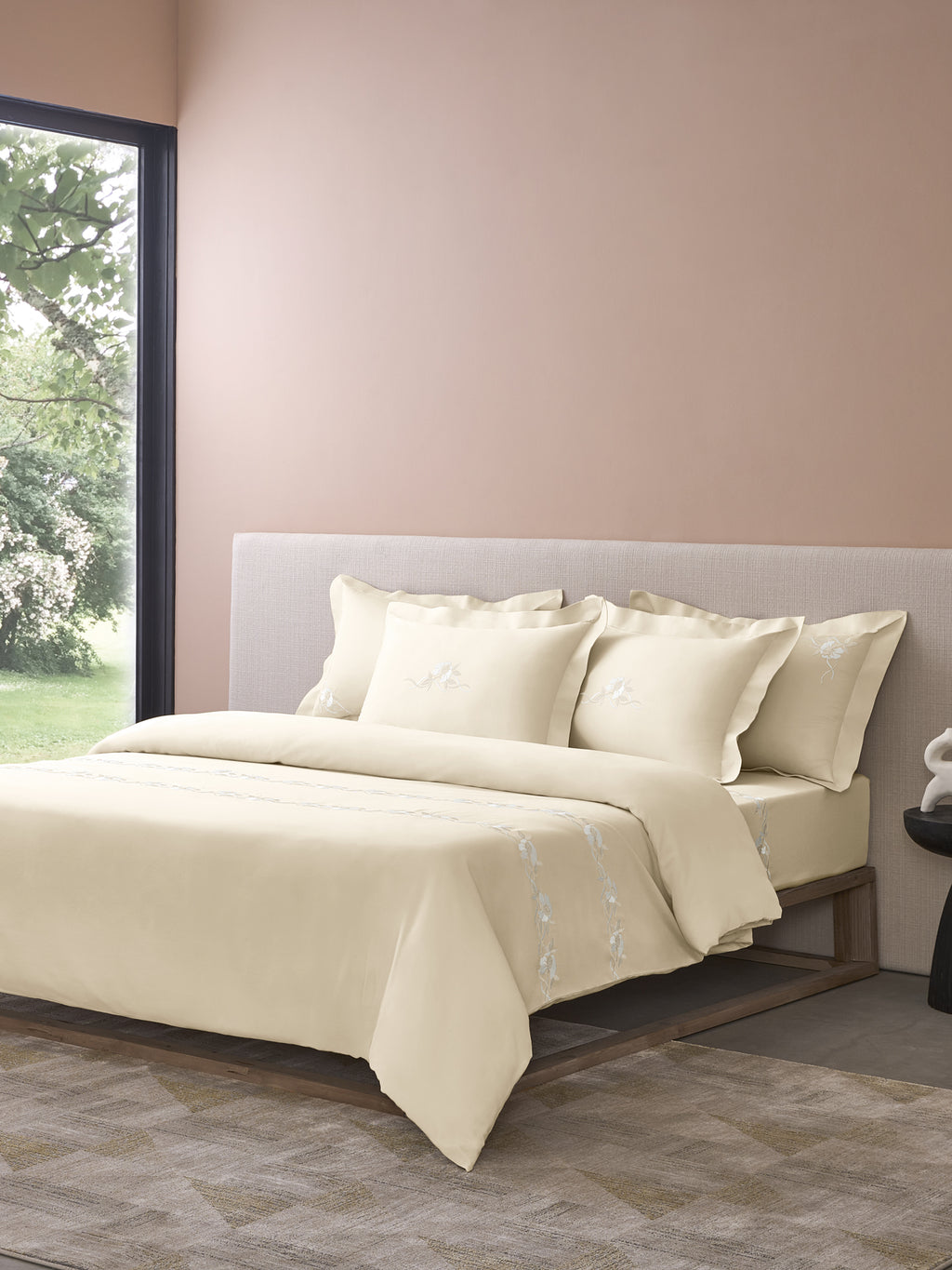 VINE-CLOUD CREAM KING BED SHEET SET