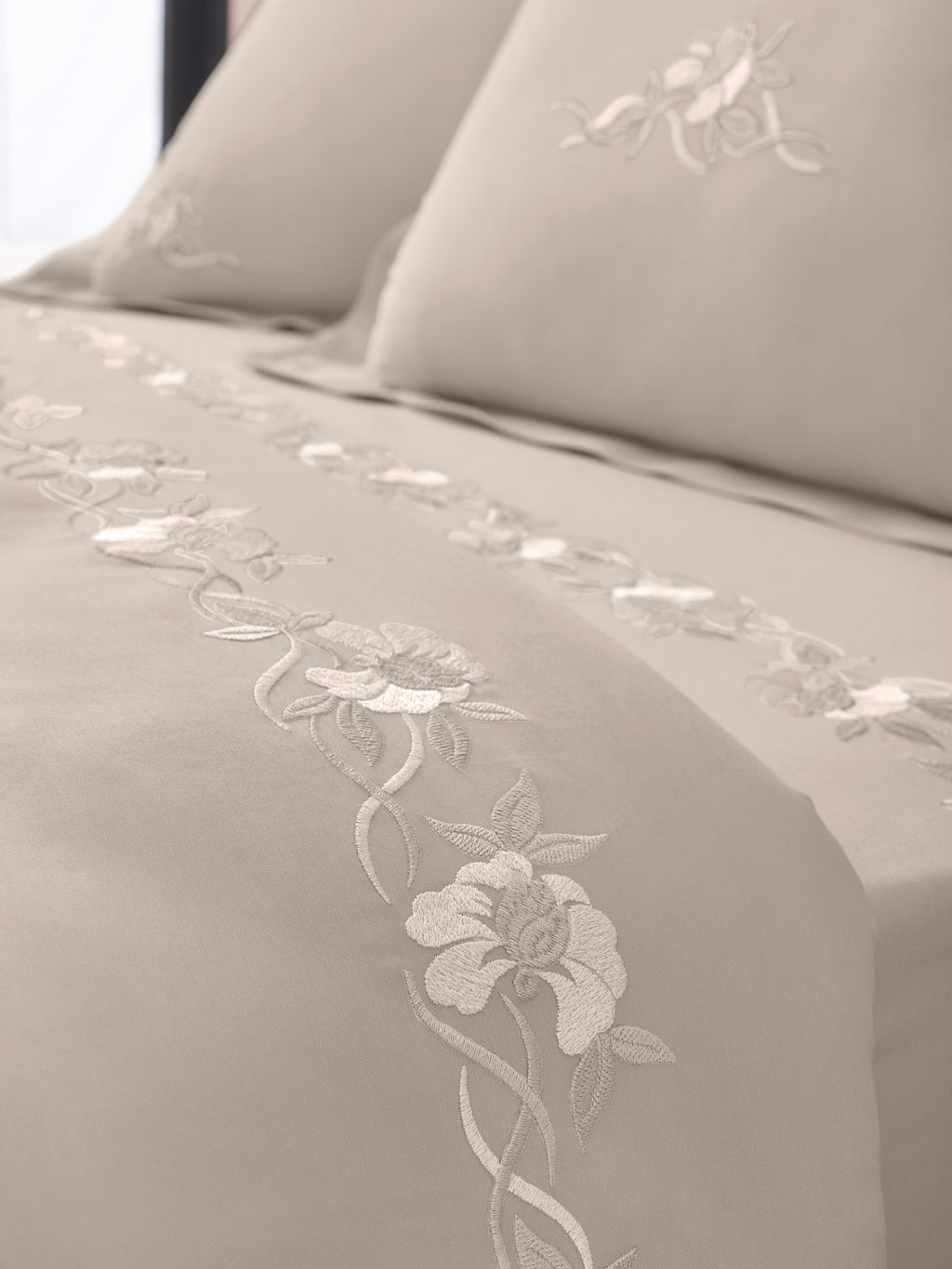 VINE-PUMICE STONE DOUBLE DUVET BEDDING SET