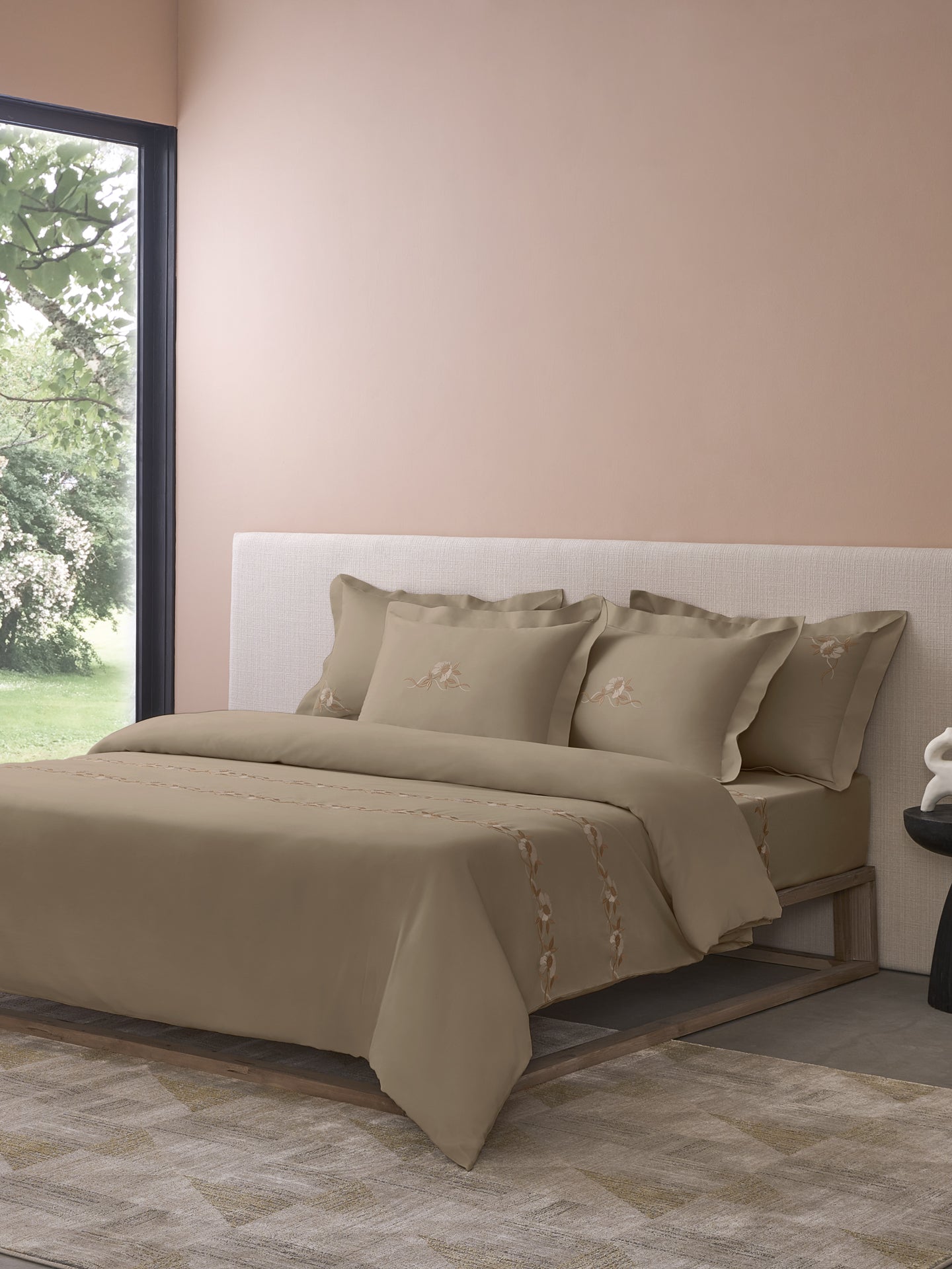 VINE-TAUPE GREY DOUBLE DUVET COVER SET