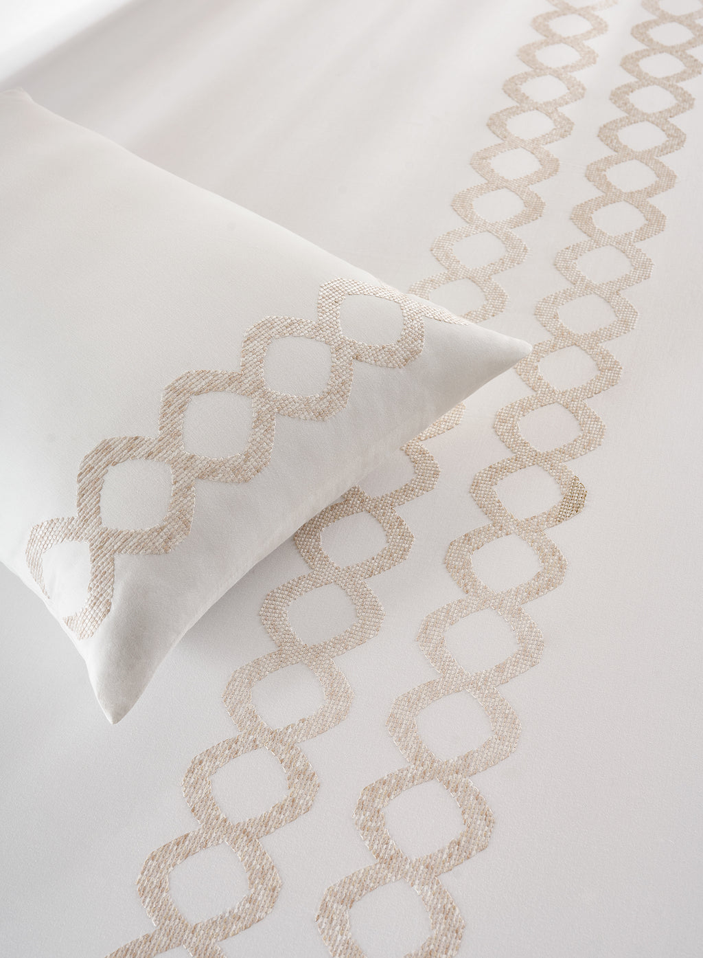 ONDINE-IVORY KING BED SHEET SET