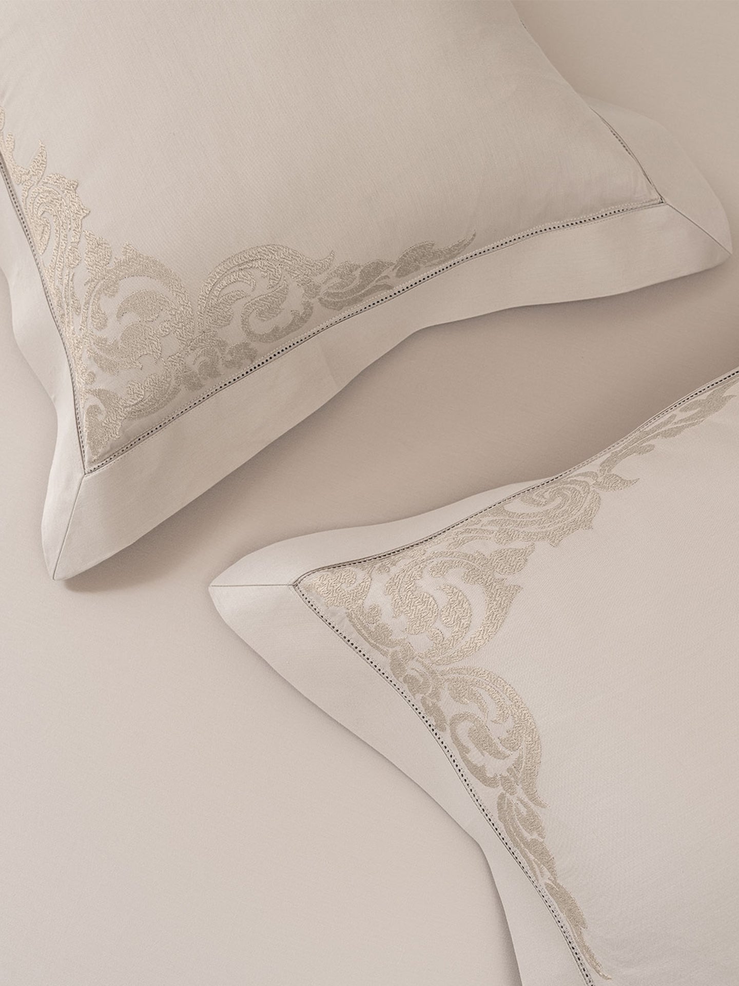 BAROQUE-PUMICE STONE KING BED SHEET SET
