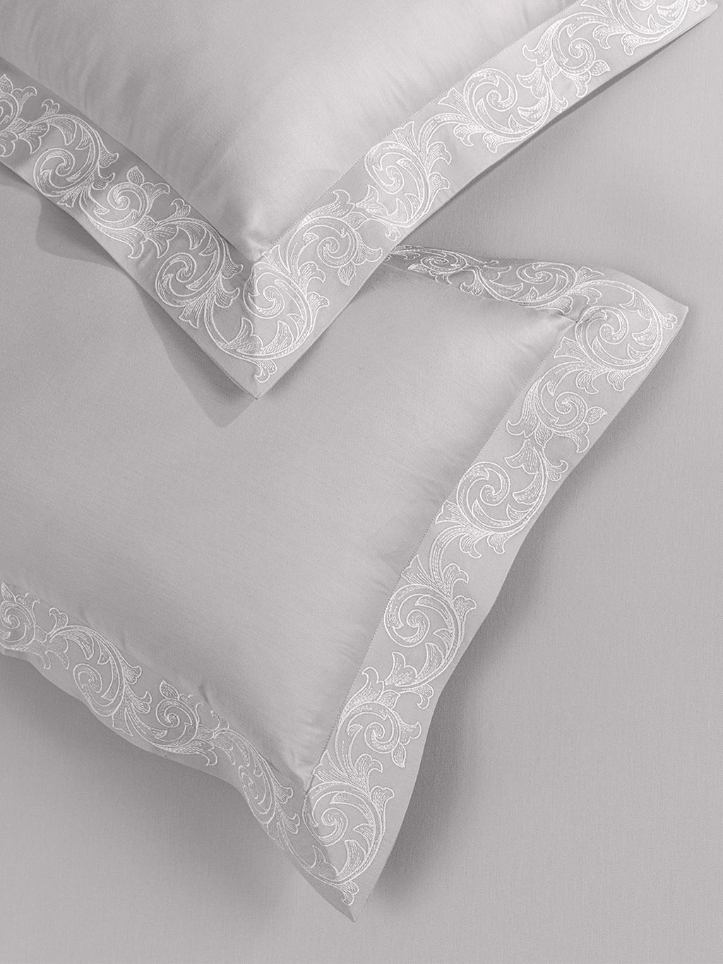 FILIGREE-OYSTER KING BED SHEET SET