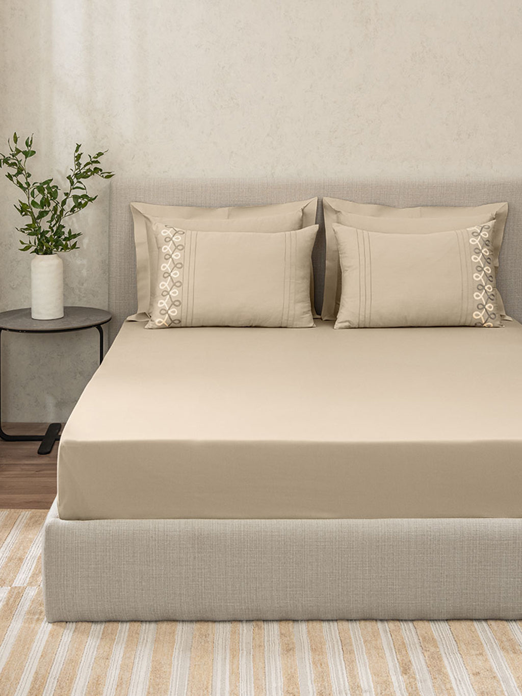 INFINITI-BISCOTTI KING BED SHEET SET