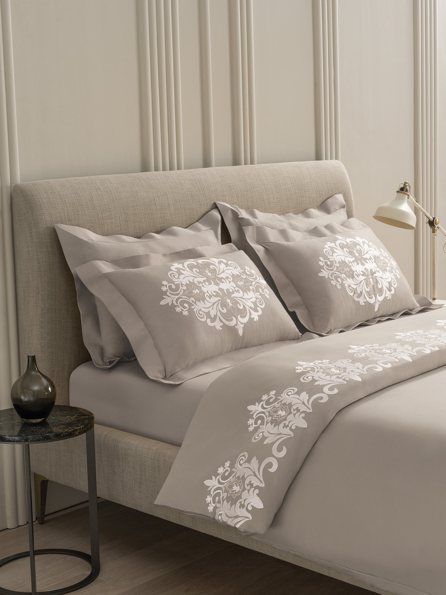 ORIENTAL-CLOUD GREY KING BED SHEET SET