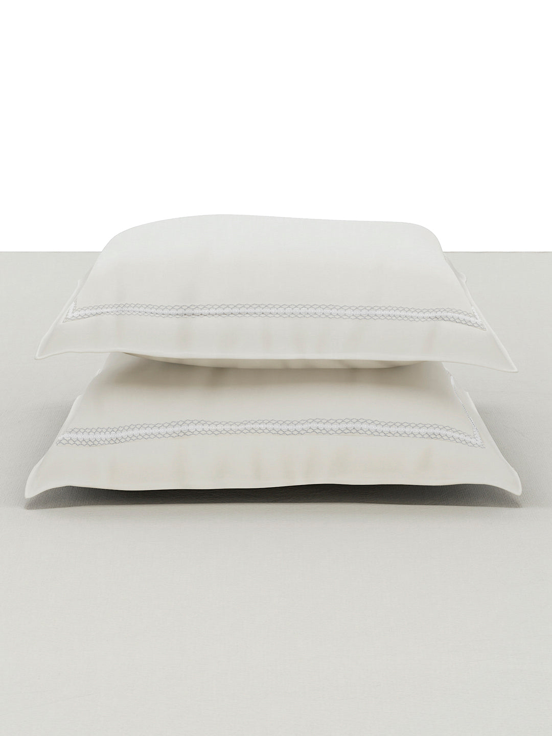 STELLAR-BRIGHT WHITE KING BED SHEET SET