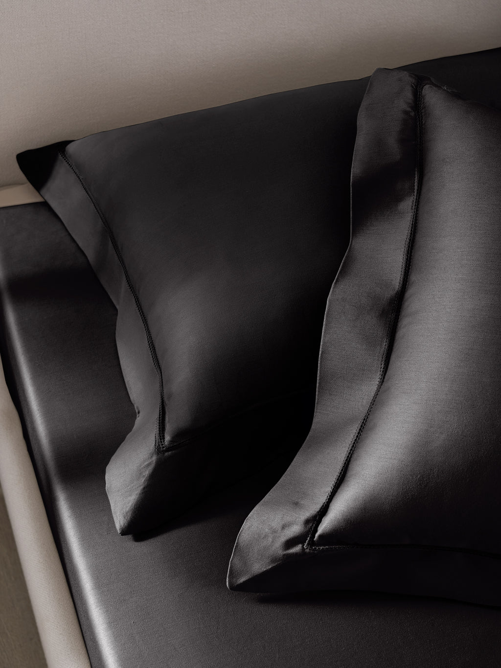 EBONY KING BED SHEET SET