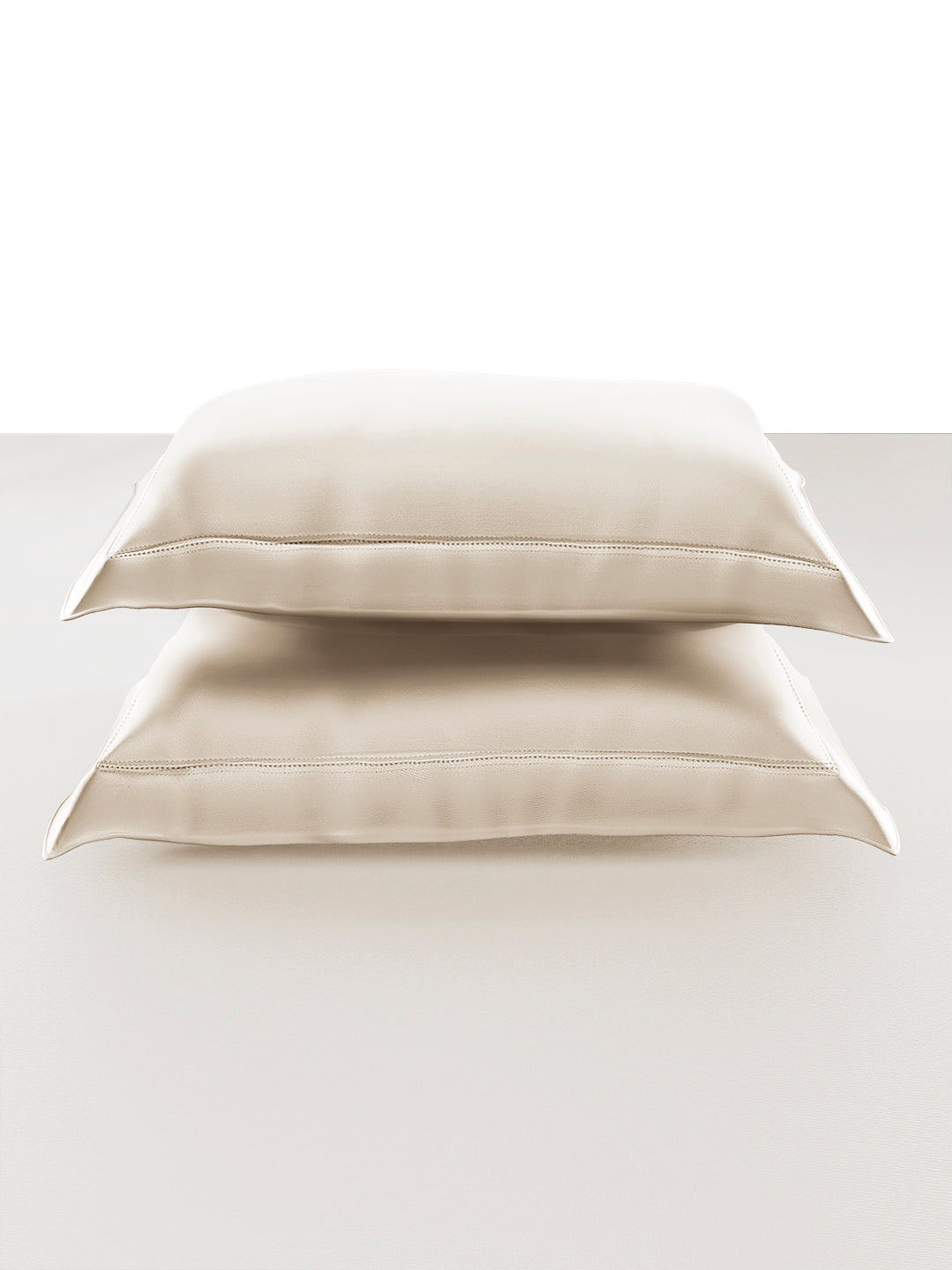 SNOW WHITE KING BED SHEET SET
