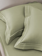 WILD FOLIAGE PILLOW COVER