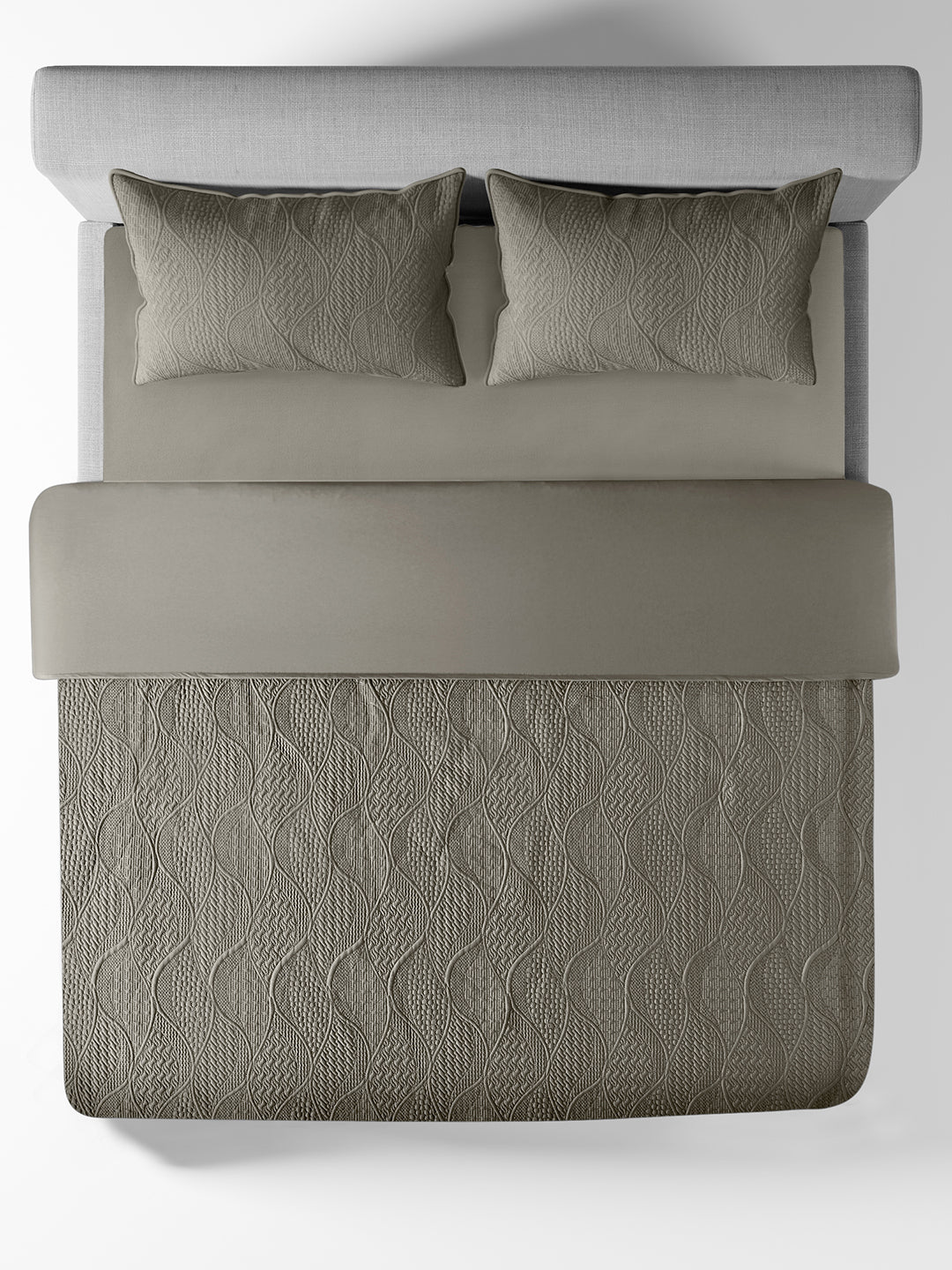 BRIAR-CEMENT DOUBLE QUILTED BEDSPREAD SET
