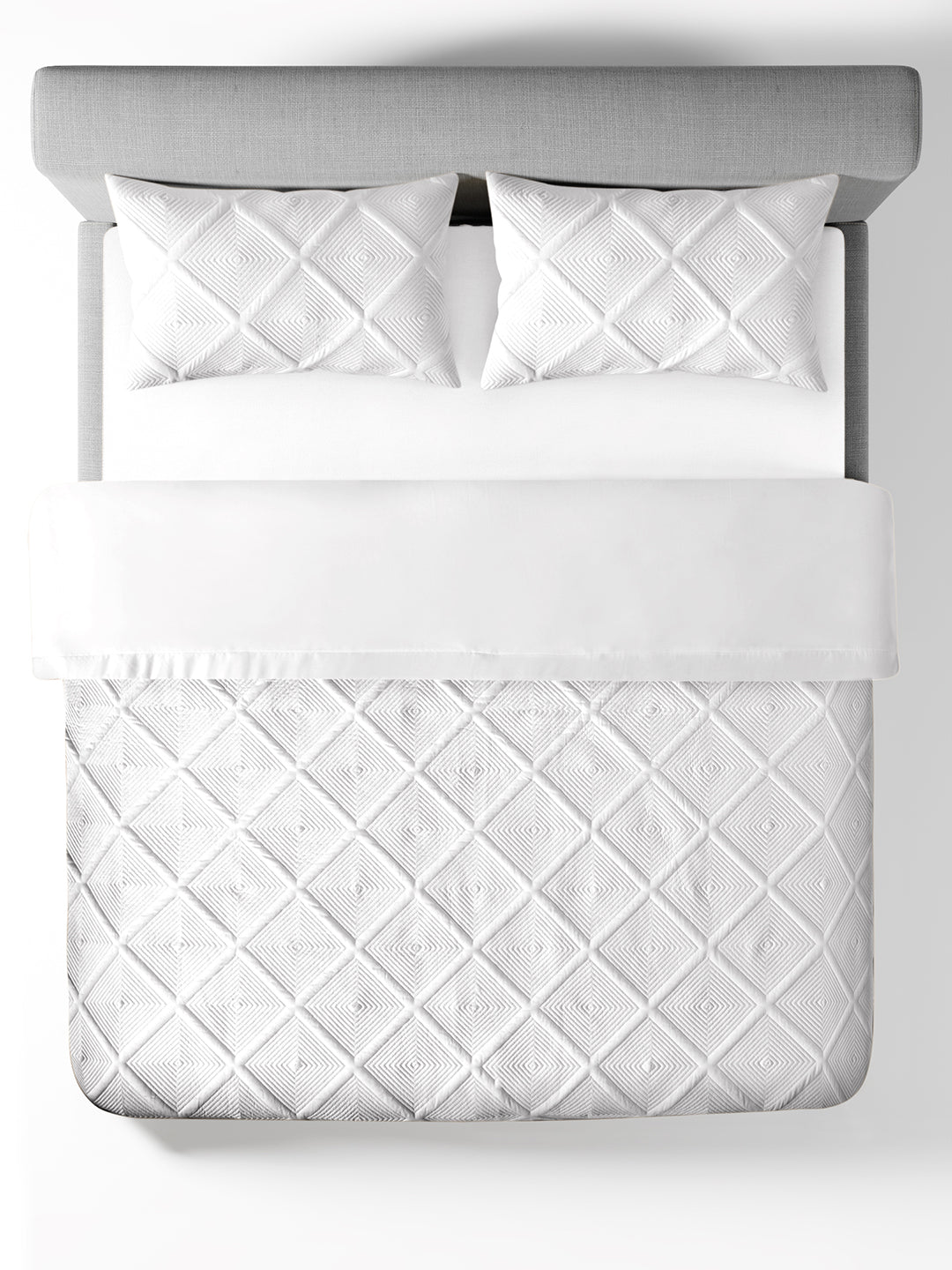 MAZE-BRILLIANT WHITE DOUBLE QUILTED BEDSPREAD SET