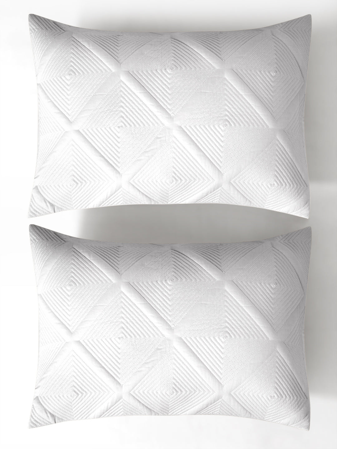 MAZE-BRILLIANT WHITE DOUBLE QUILTED BEDSPREAD SET