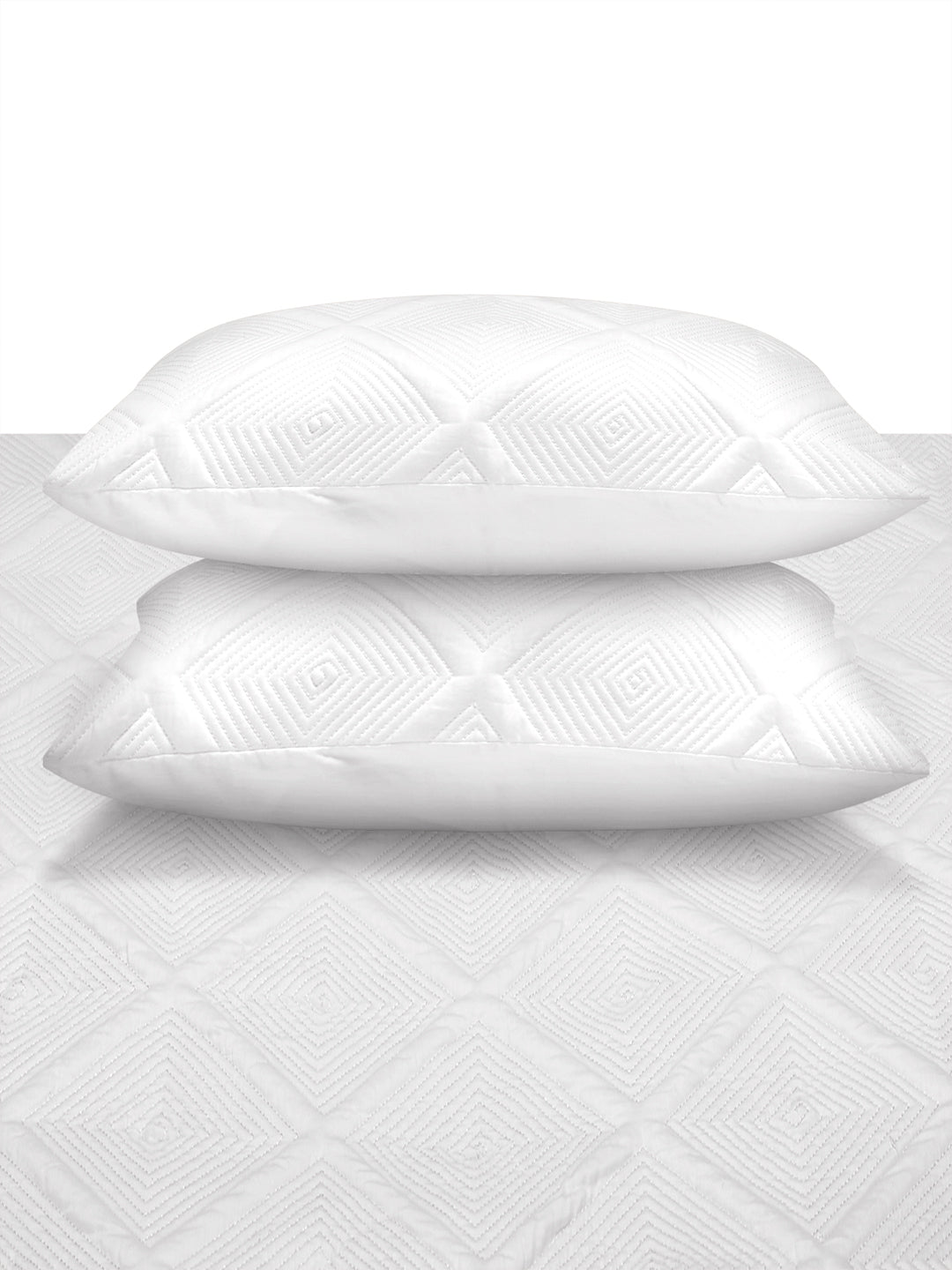 MAZE-BRILLIANT WHITE DOUBLE QUILTED BEDSPREAD SET