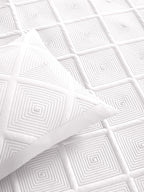 MAZE-BRILLIANT WHITE DOUBLE QUILTED BEDSPREAD SET