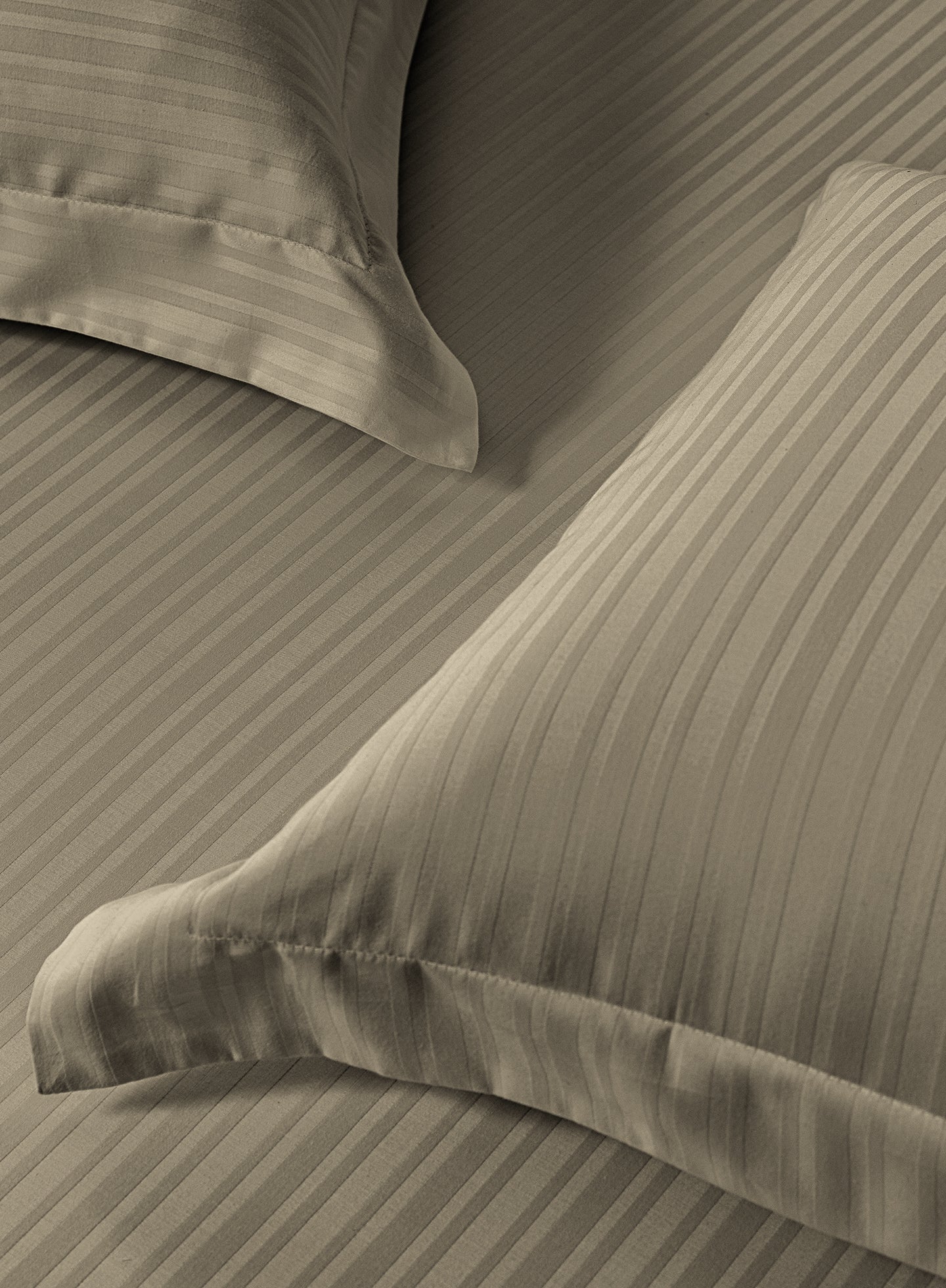 LINEA-ROASTED CASHEW KING BED SHEET SET