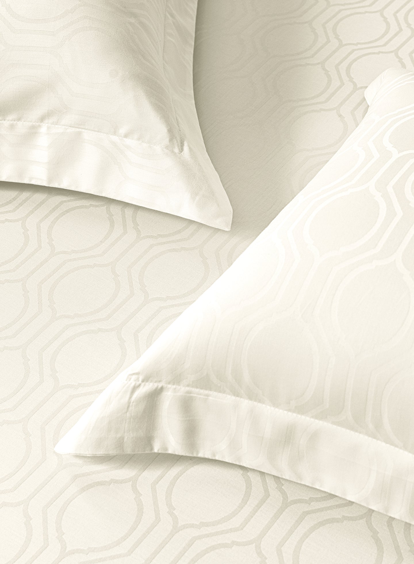 THEO-BUTTERMILK KING BED SHEET SET