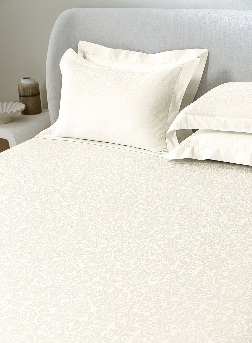 VALENCIA-BUTTERMILK KING BED SHEET SET
