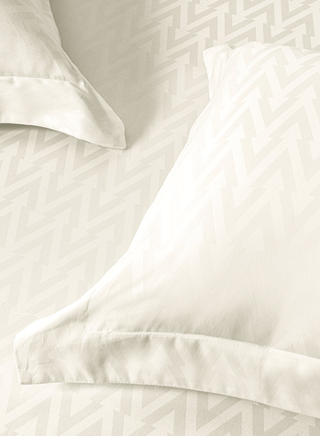 MILO-BUTTERMILK KING BED SHEET SET