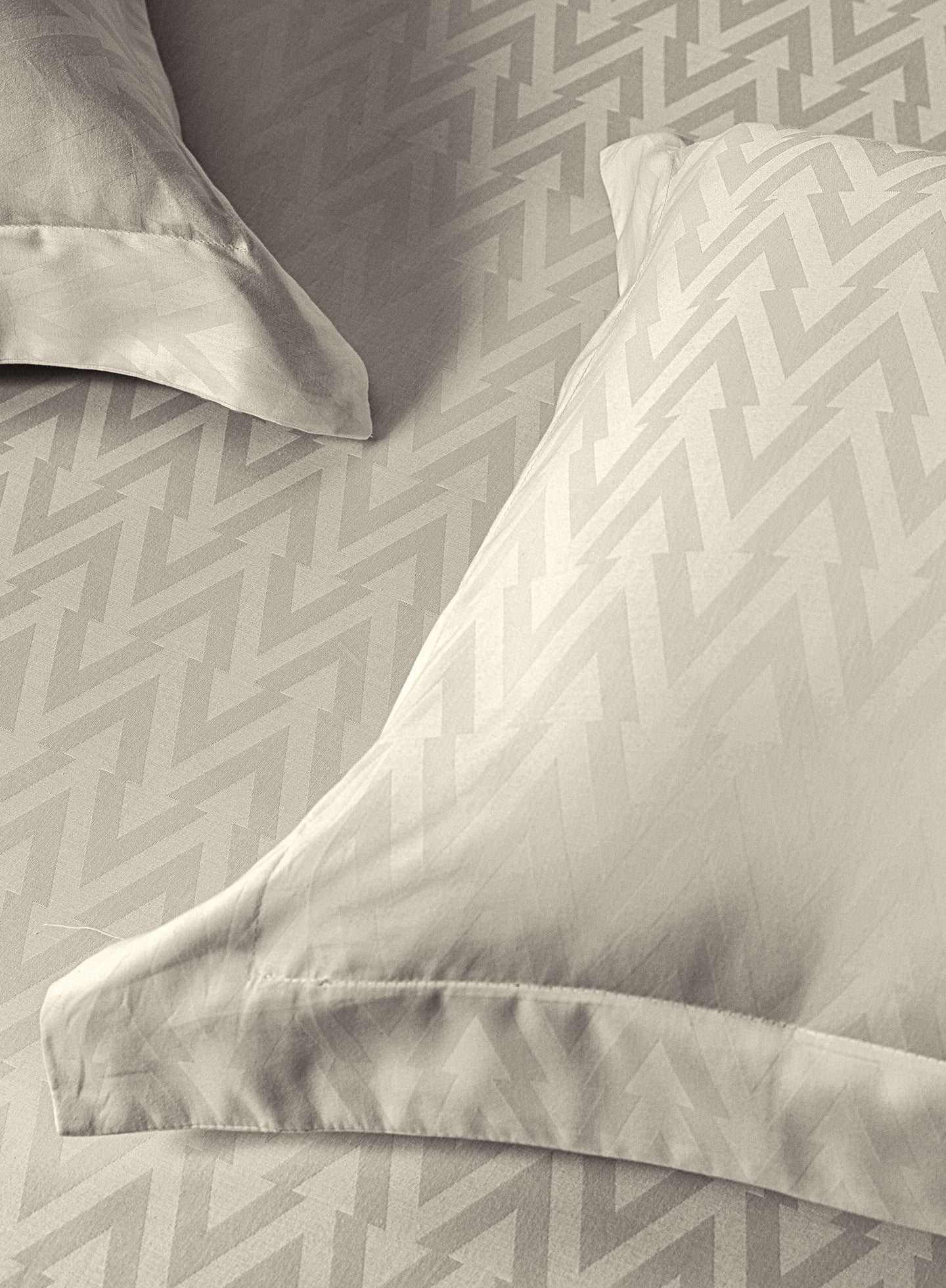 MILO-MOONSTRUCK KING BED SHEET SET