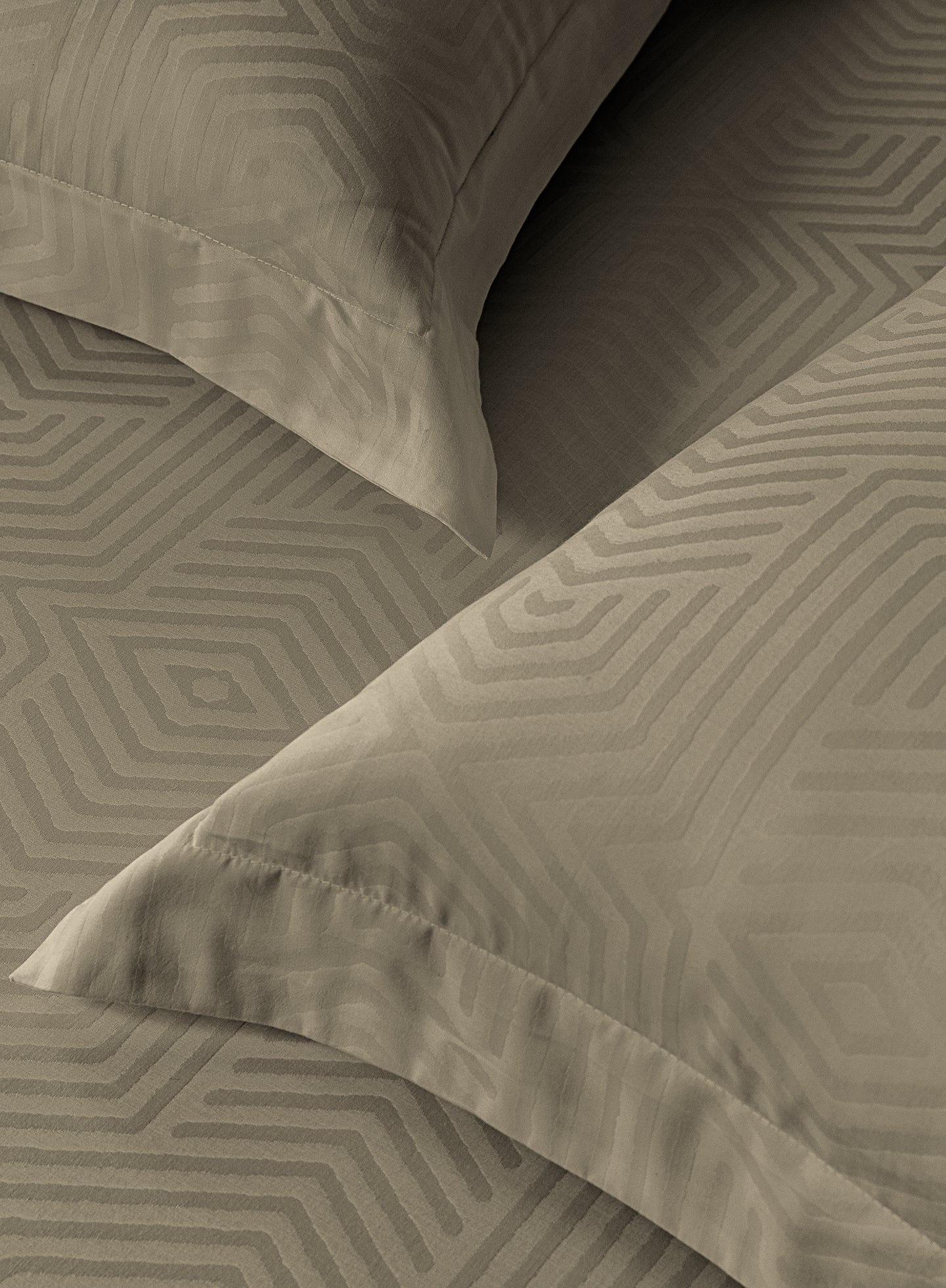 TESSA-ROASTED CASHEW KING BED SHEET SET