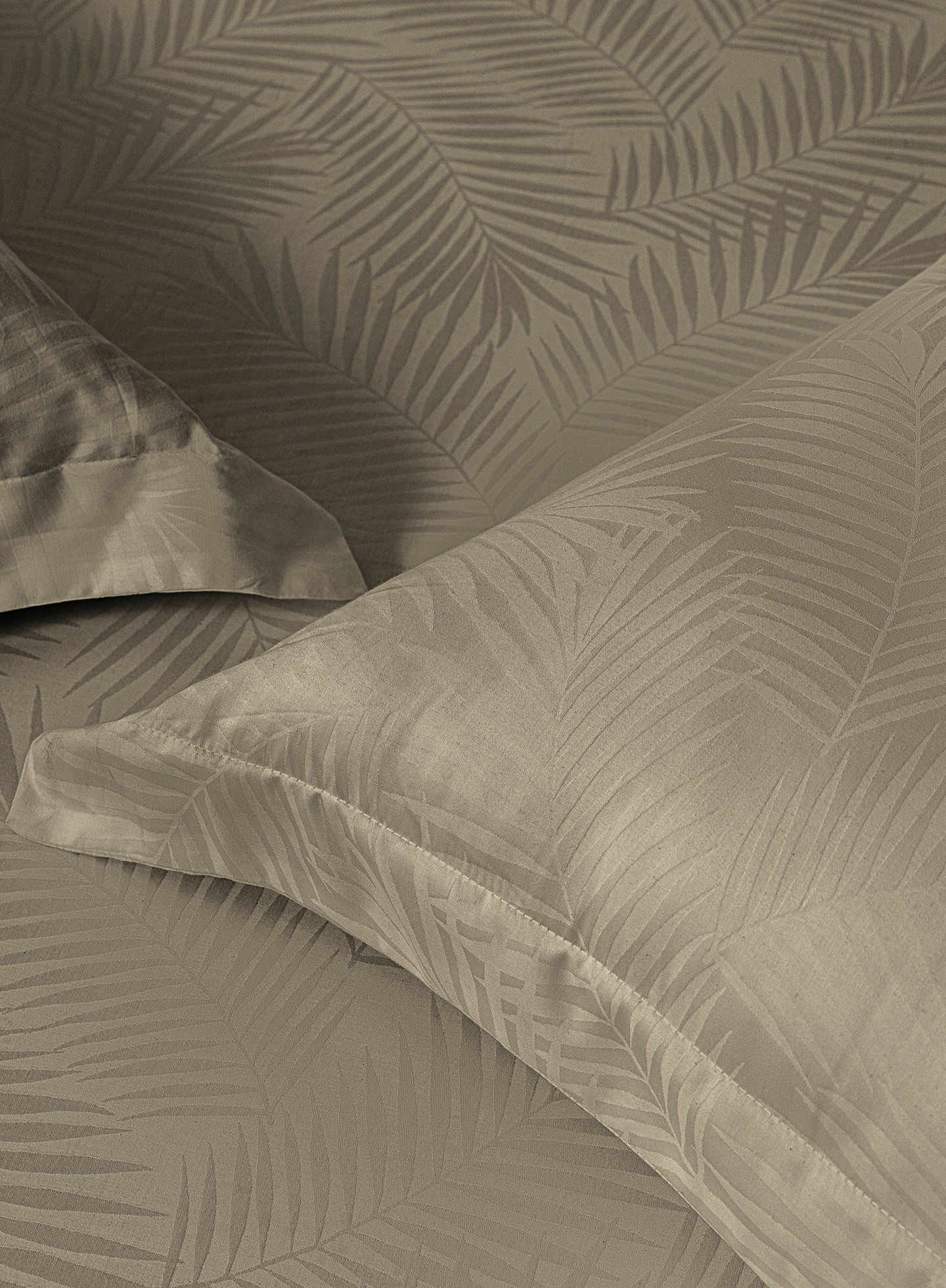 CALYPSO-ROASTED CASHEW KING BED SHEET SET