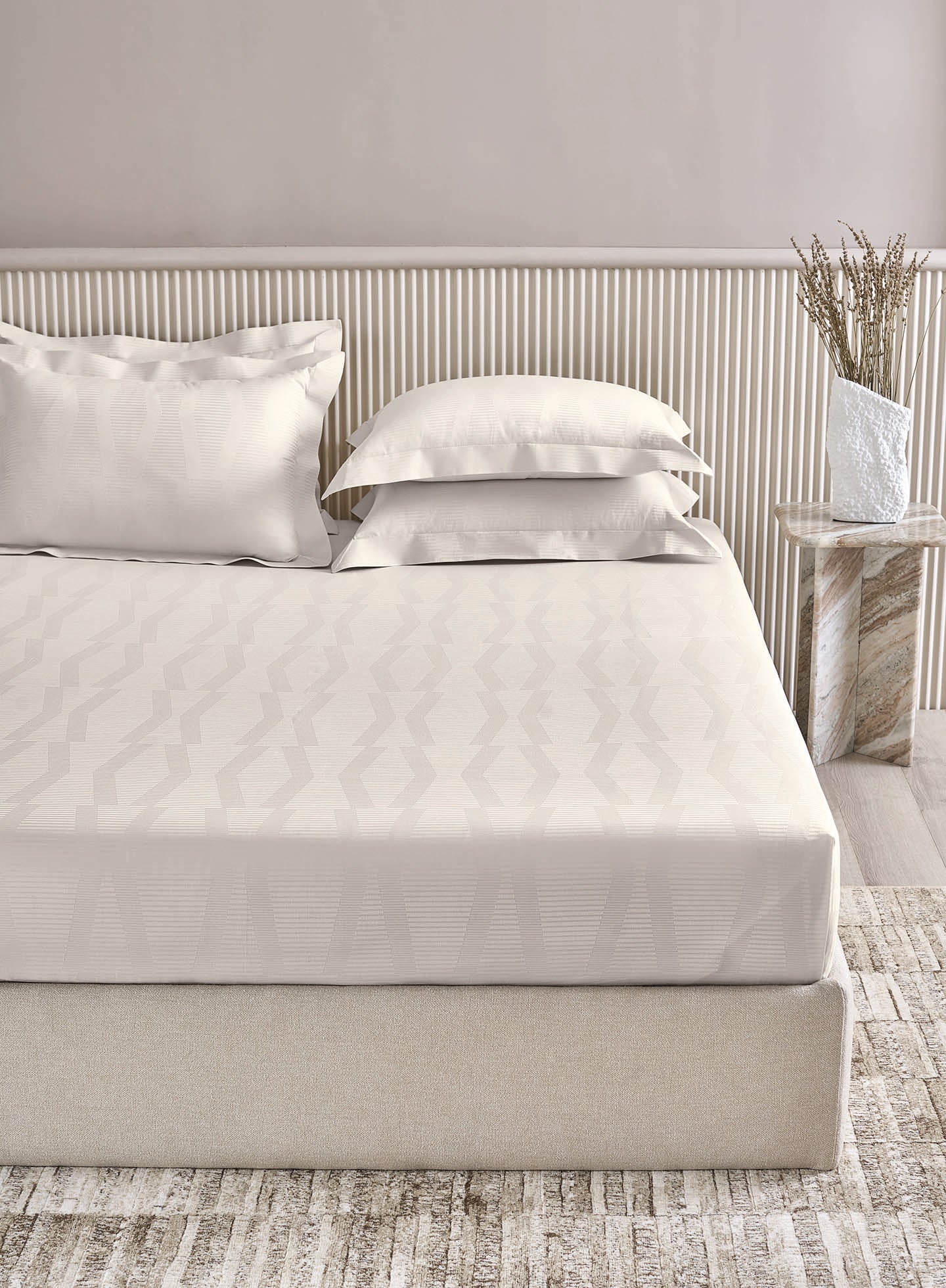 STREAK-BRIGHT WHITE KING BED SHEET SET